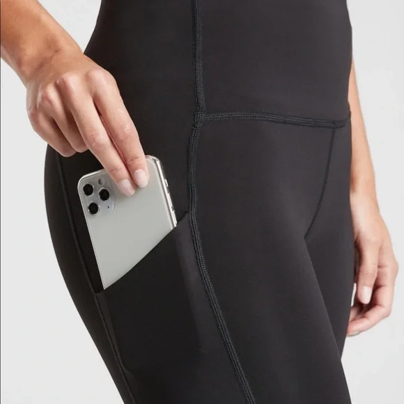 Athleta Ultimate Stash Pocket Tight // Black #981892 - Picture 5 of 10